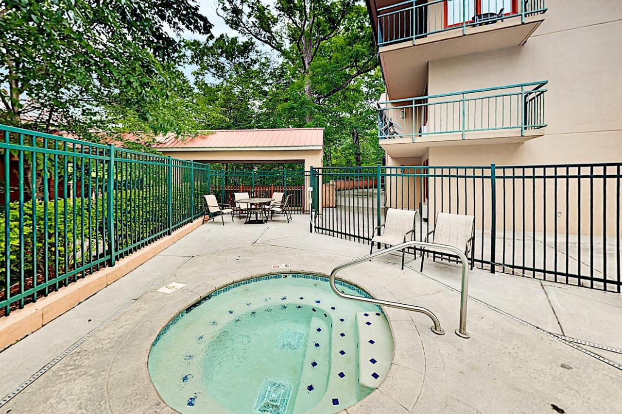 Summit Manor Condos Unit B3052 개틀린버그 외부 사진